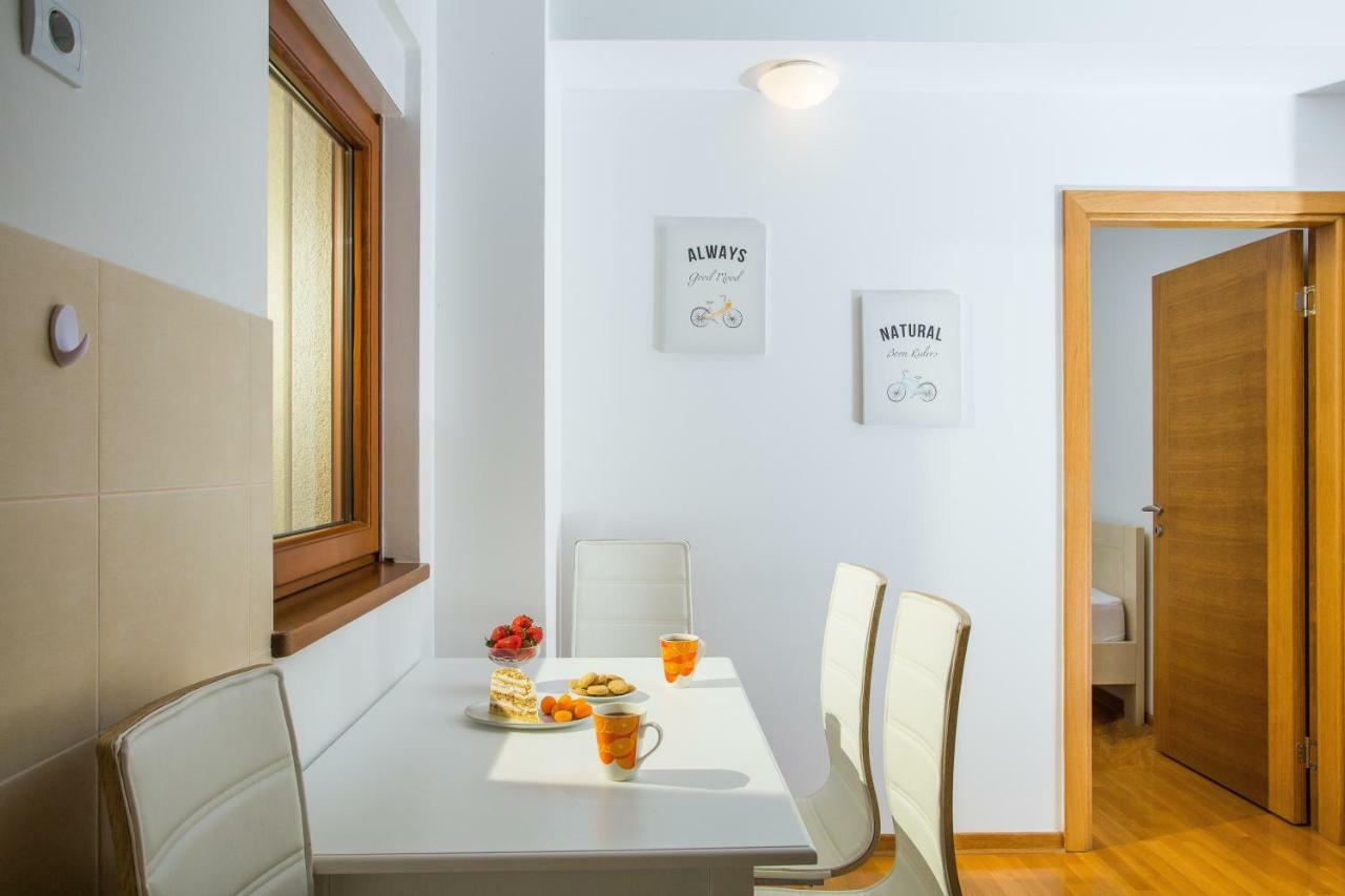 Apartamento Perla Di Boka Baošići Exterior foto