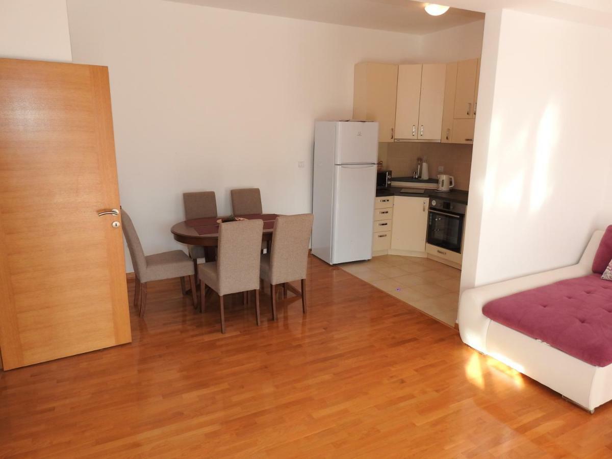 Apartamento Perla Di Boka Baošići Exterior foto