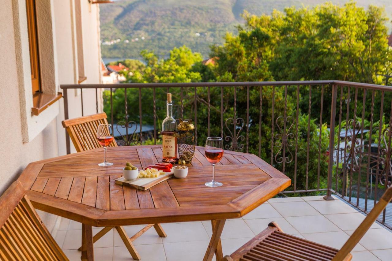 Apartamento Perla Di Boka Baošići Exterior foto